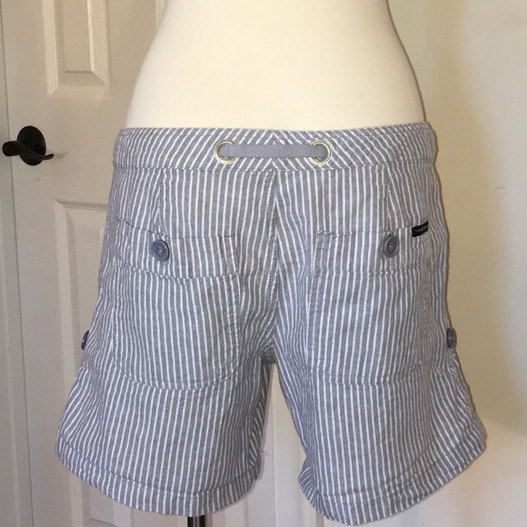 NWT Sanctuary Linen Roll Tab Short - Picture 3 of 4